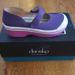 Dansko mary janes